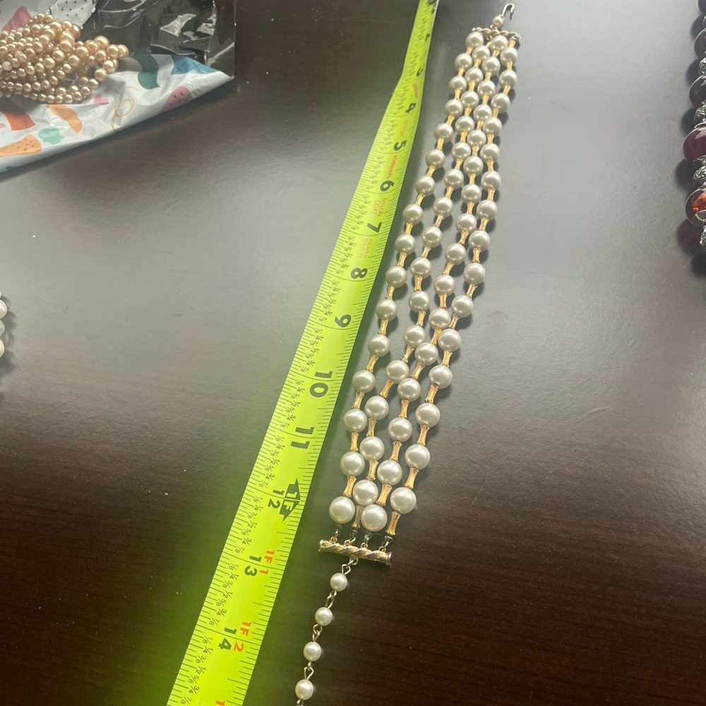 VINTAGE Alice Caviness Cream Multi-Strand Pearl Necklace - Picture 6 of 7